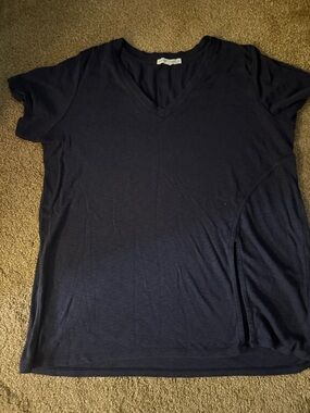Classic Navy V-Neck Short Sleeve Tee